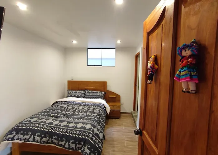 Linda House *