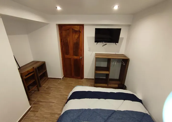 Linda House * Cusco